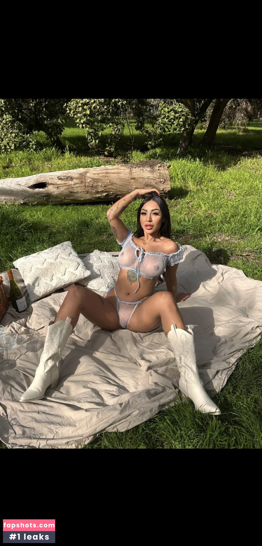 Perth Girls gallery photo #8