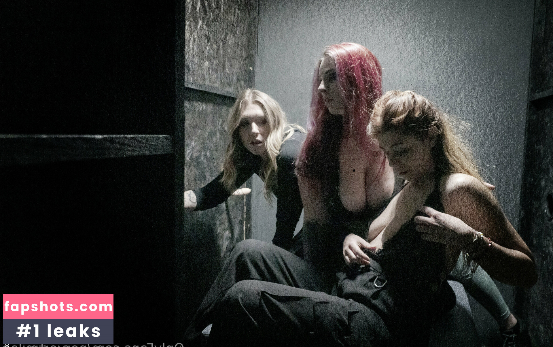 pervertmilan gallery photo #24