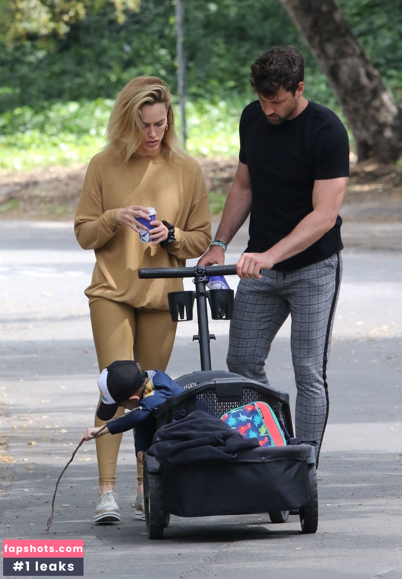 Peta Murgatroyd gallery photo #22