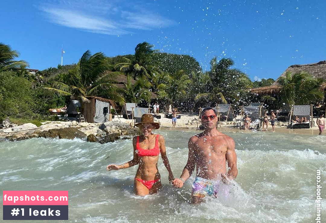 Peta Murgatroyd gallery photo #37