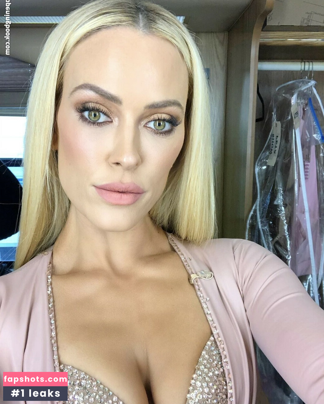 Peta Murgatroyd gallery photo #5