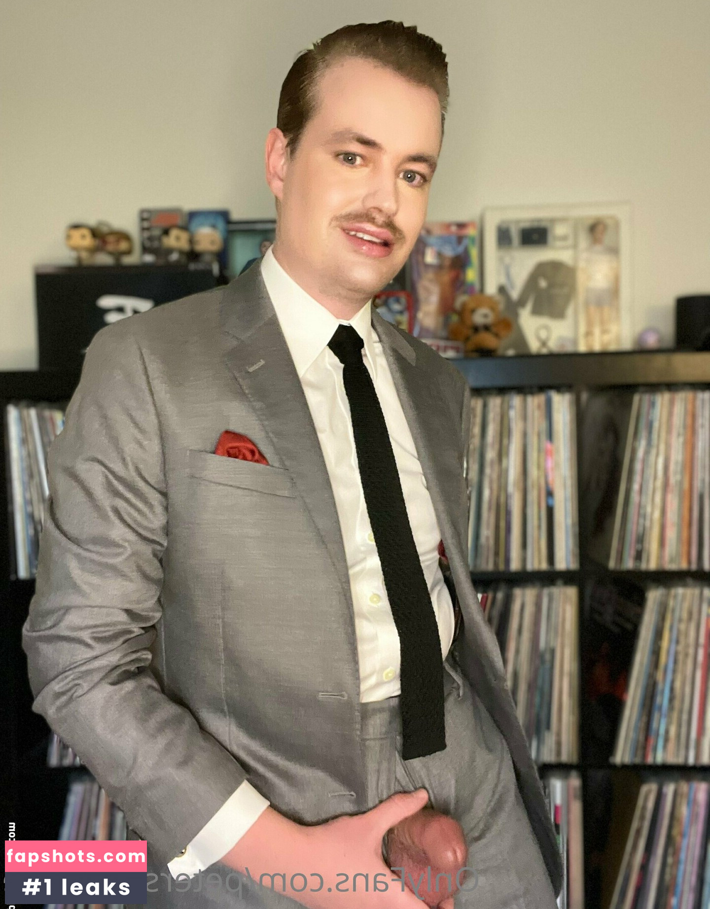 petersuitandtie Nude Leaks OnlyFans Photos #6 - LeakJerk
