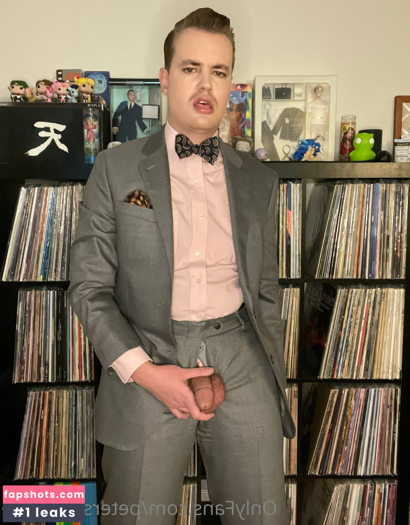 petersuitandtie Nude Leaks OnlyFans Photos #10 - LeakJerk