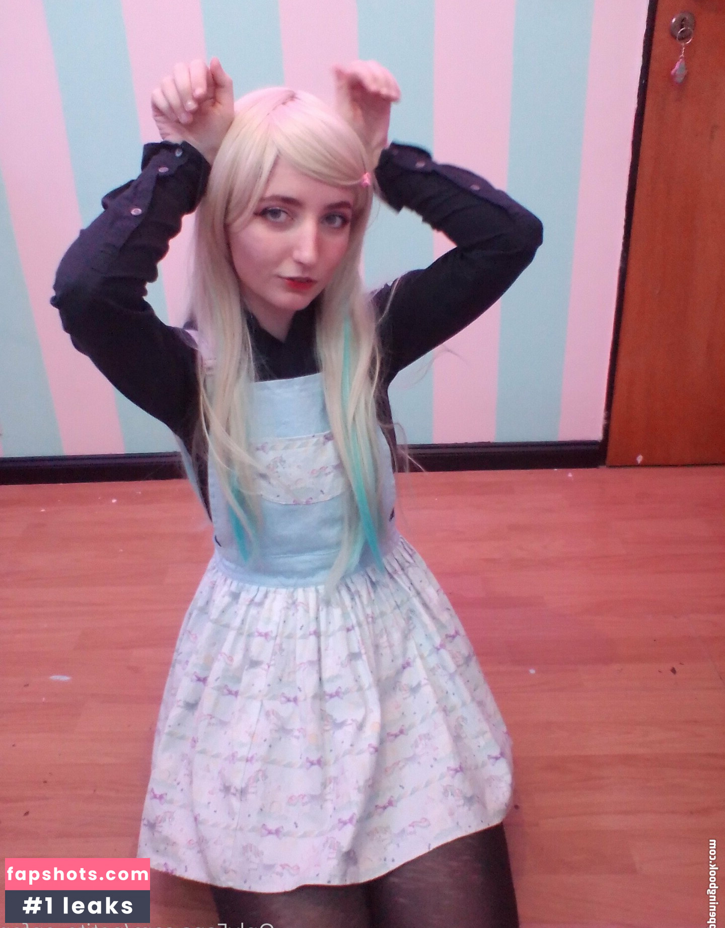 petite_enfer Nahé úniky fotek pouze od fanoušků #29 - Fapshots