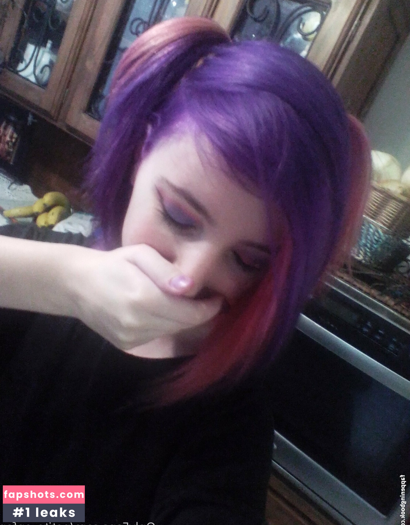 petite_enfer gallery photo #40