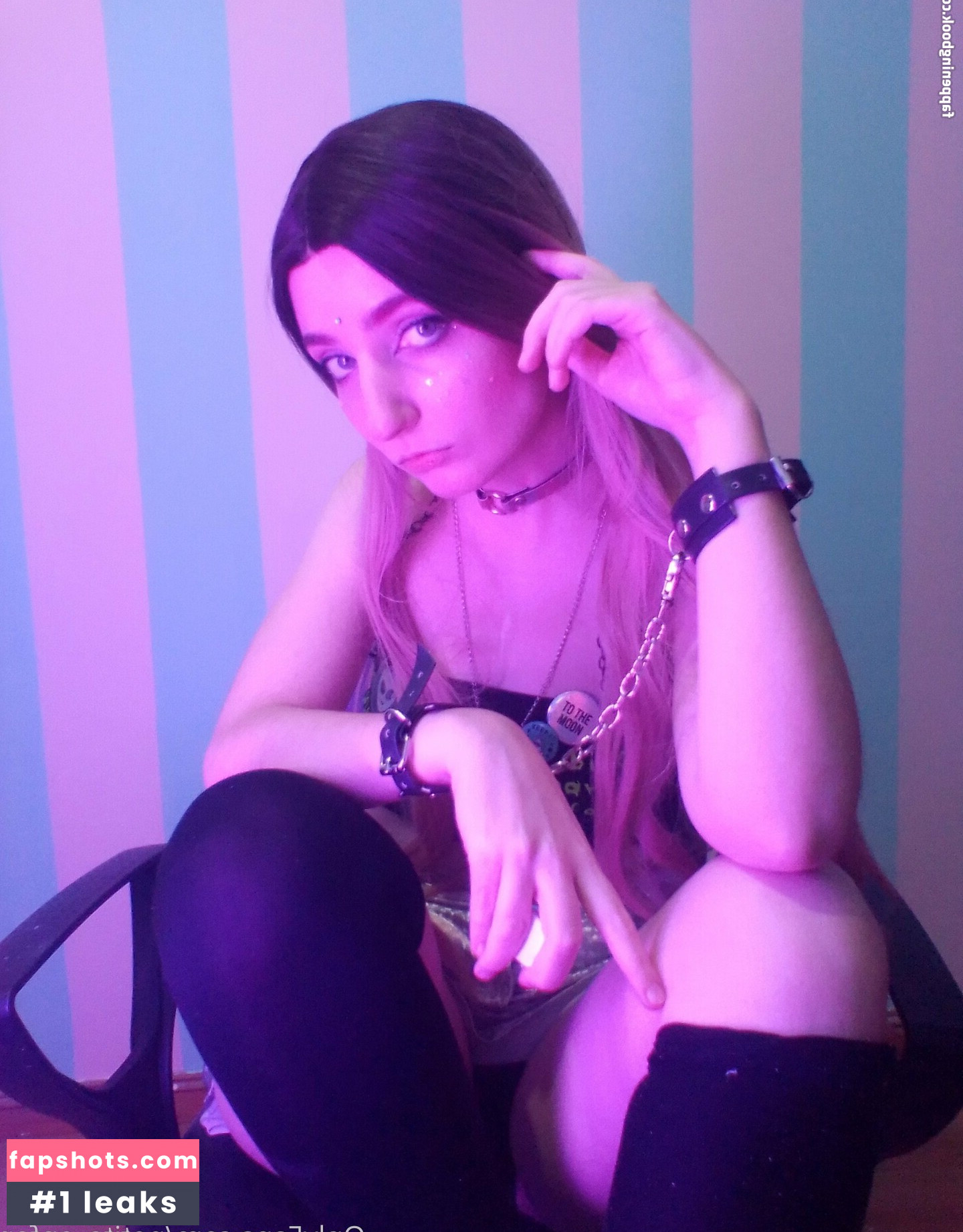 petite_enfer gallery photo #44