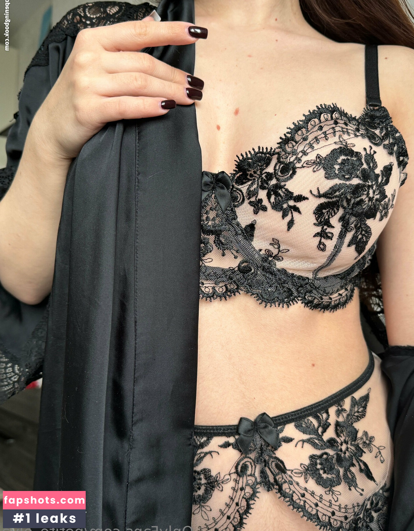 petite_olya gallery photo #11