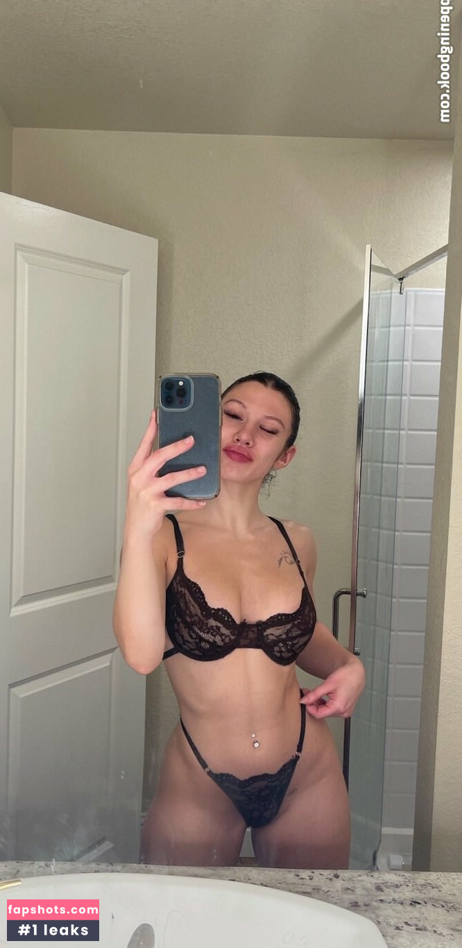 petitekittycici gallery photo #11