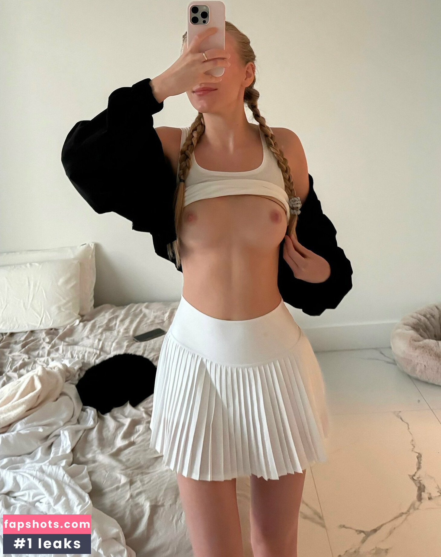 Petitelillie gallery photo #11