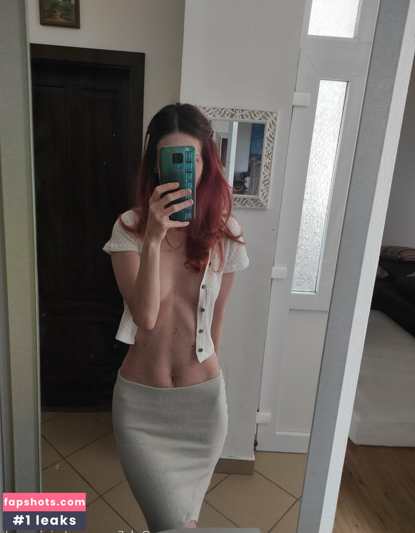 petitemelissa Filtración Desnuda OnlyFans Foto #22 - Fapshots