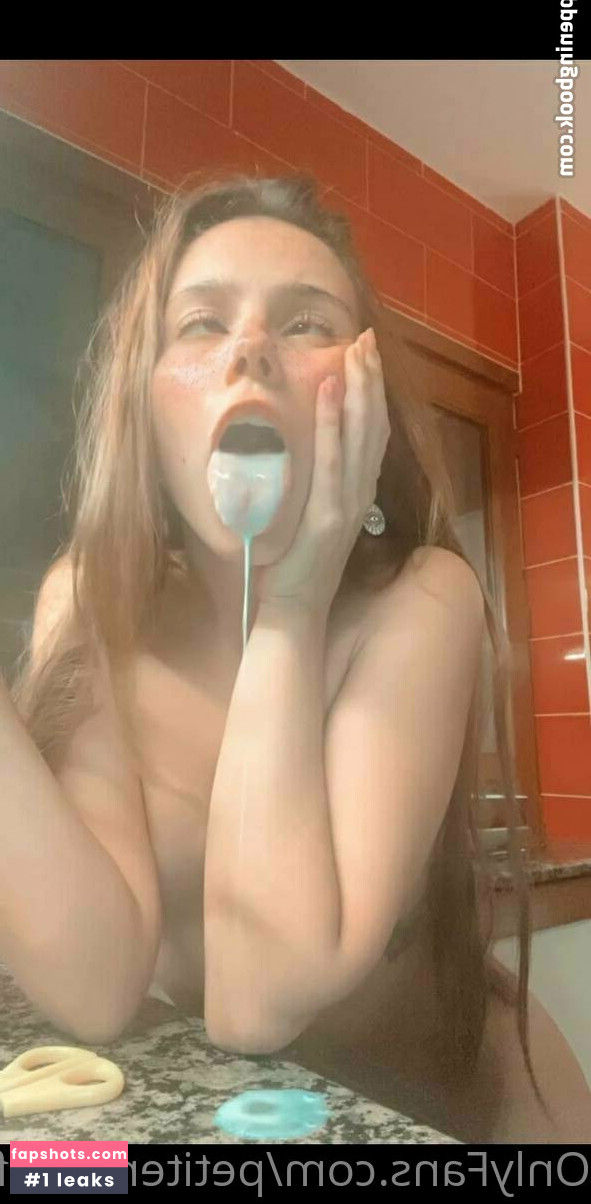 petitenikolefree gallery photo #28