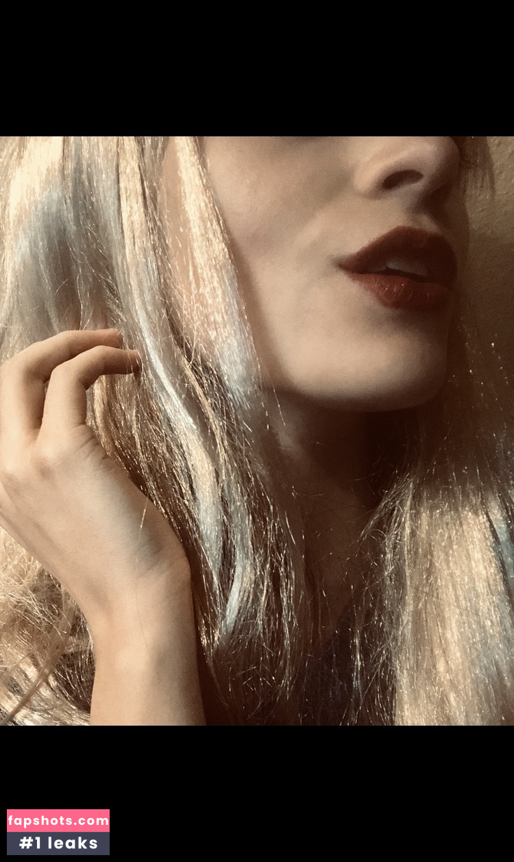 petiteprincessa Nude Leaks OnlyFans - Fapshots