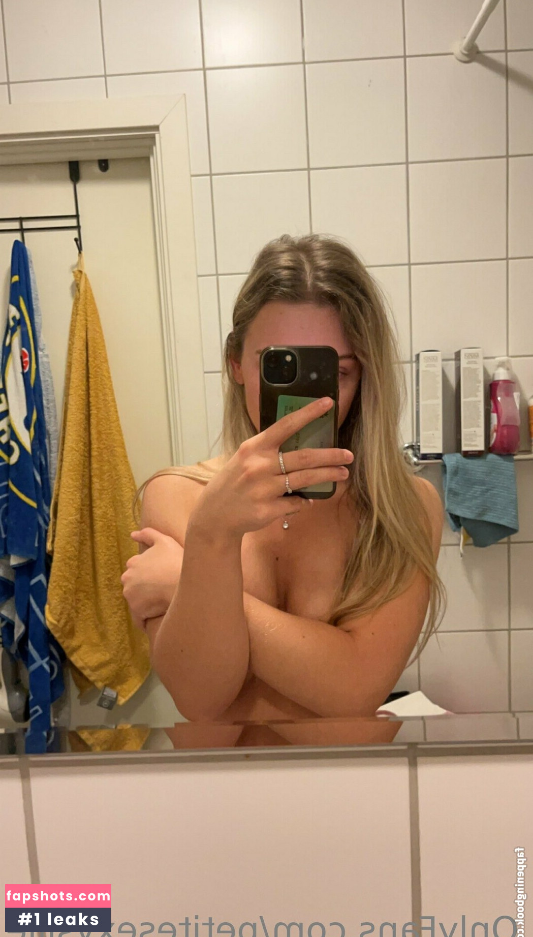 petitesexysilje gallery photo #3