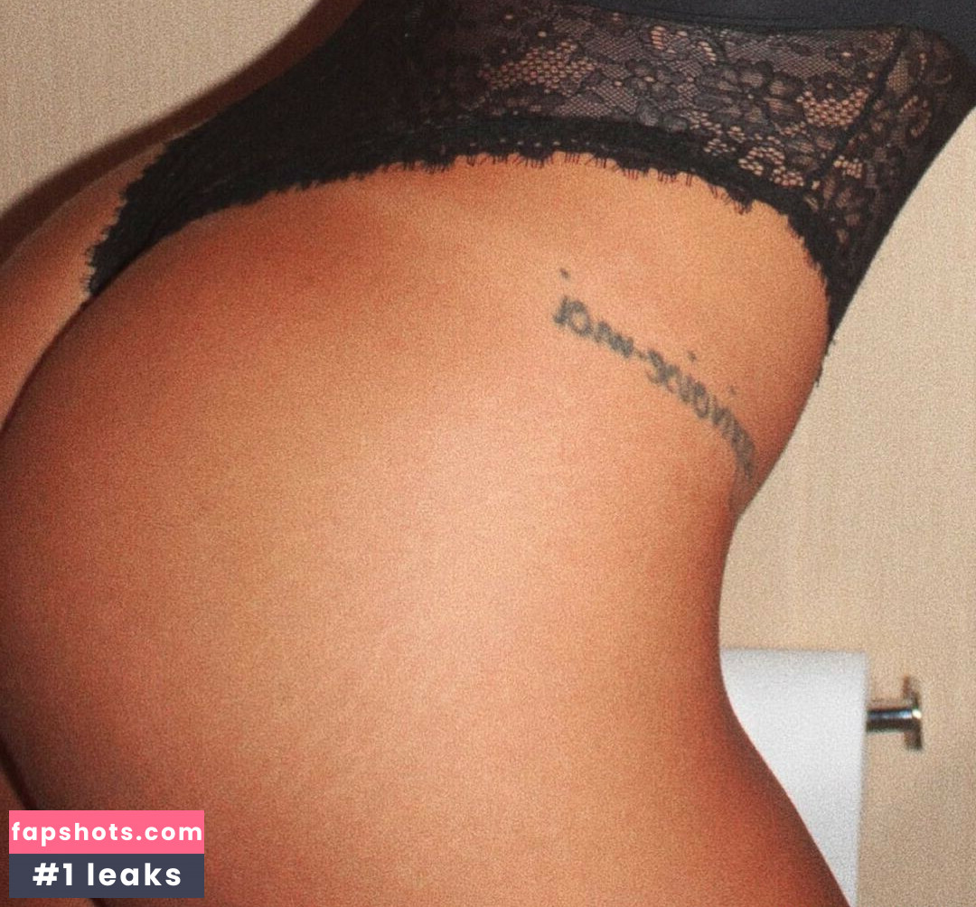 Petra Mattar gallery photo #3