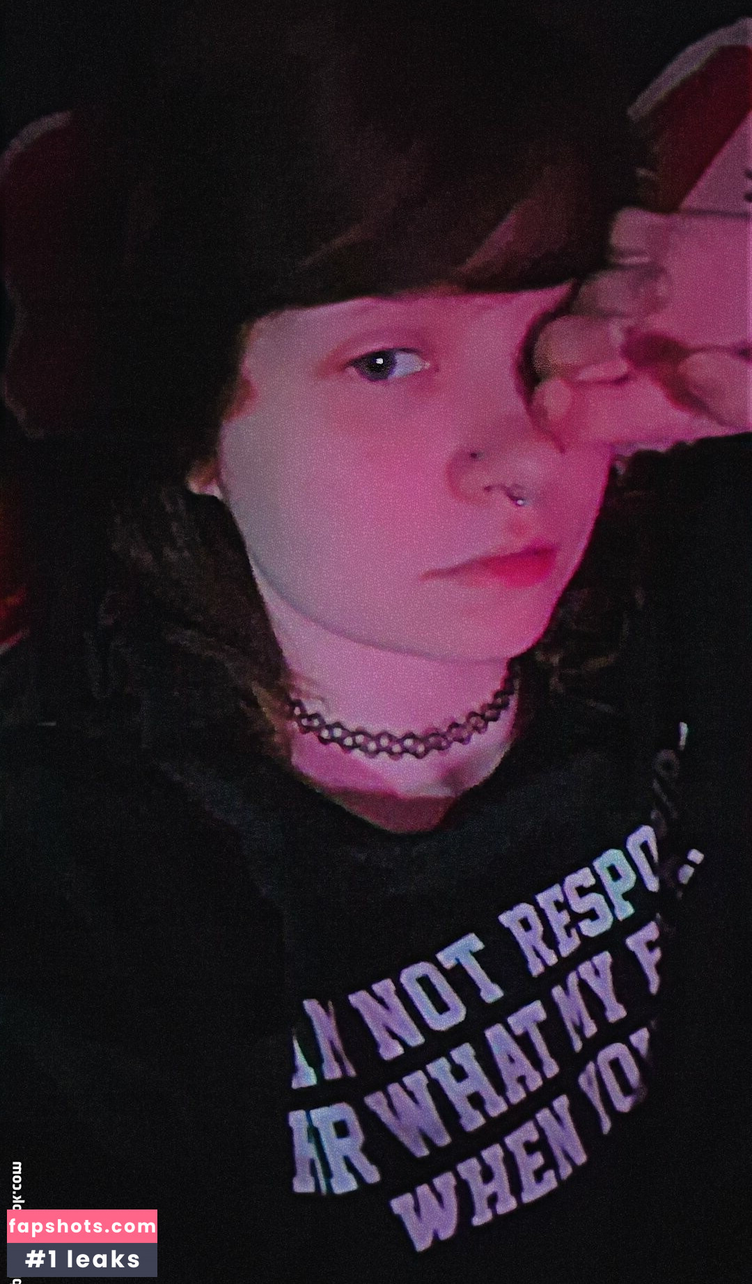 Pettanhon nude babe gallery