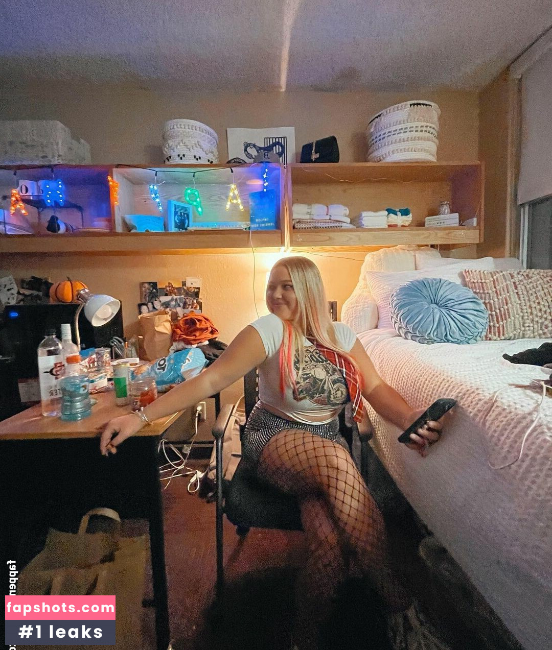 Peytn gallery photo #36