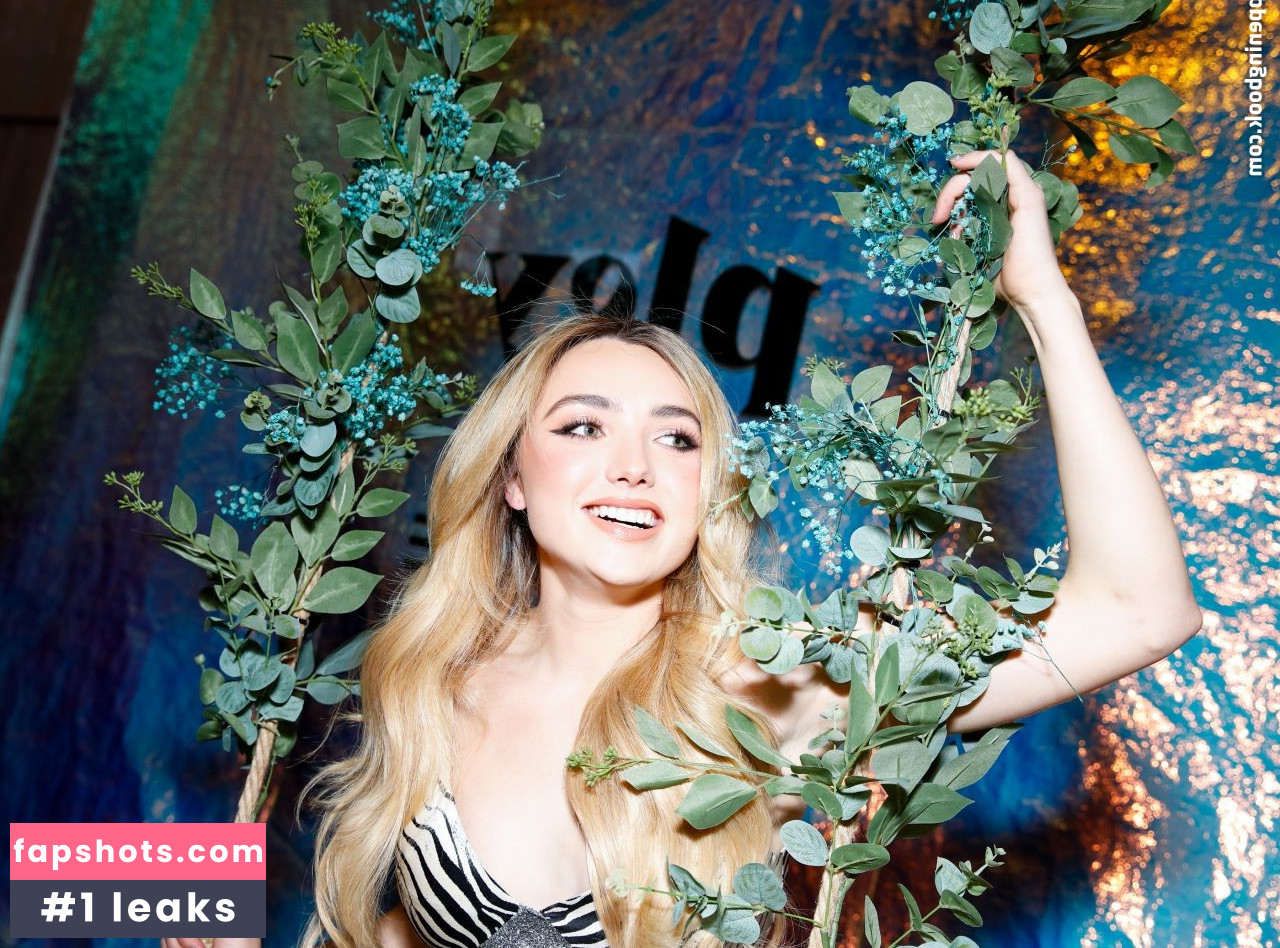 Peyton List gallery photo #337