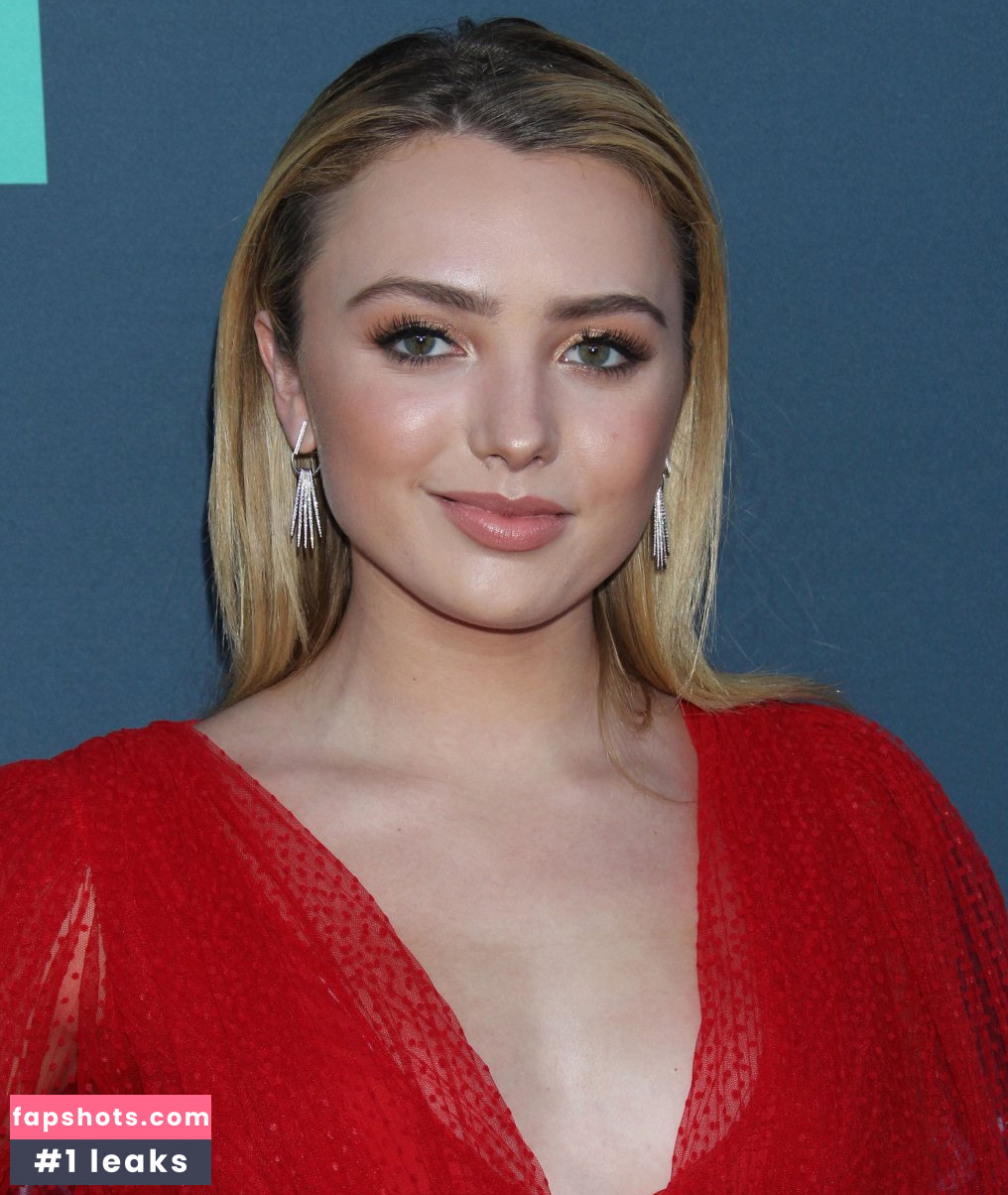 Peyton List gallery photo #579