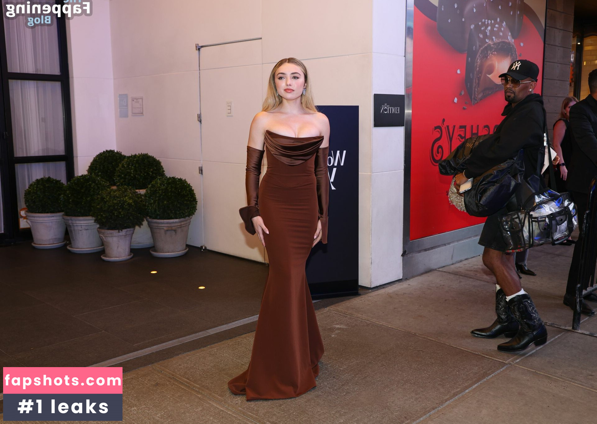 Peyton Roi List gallery photo #13