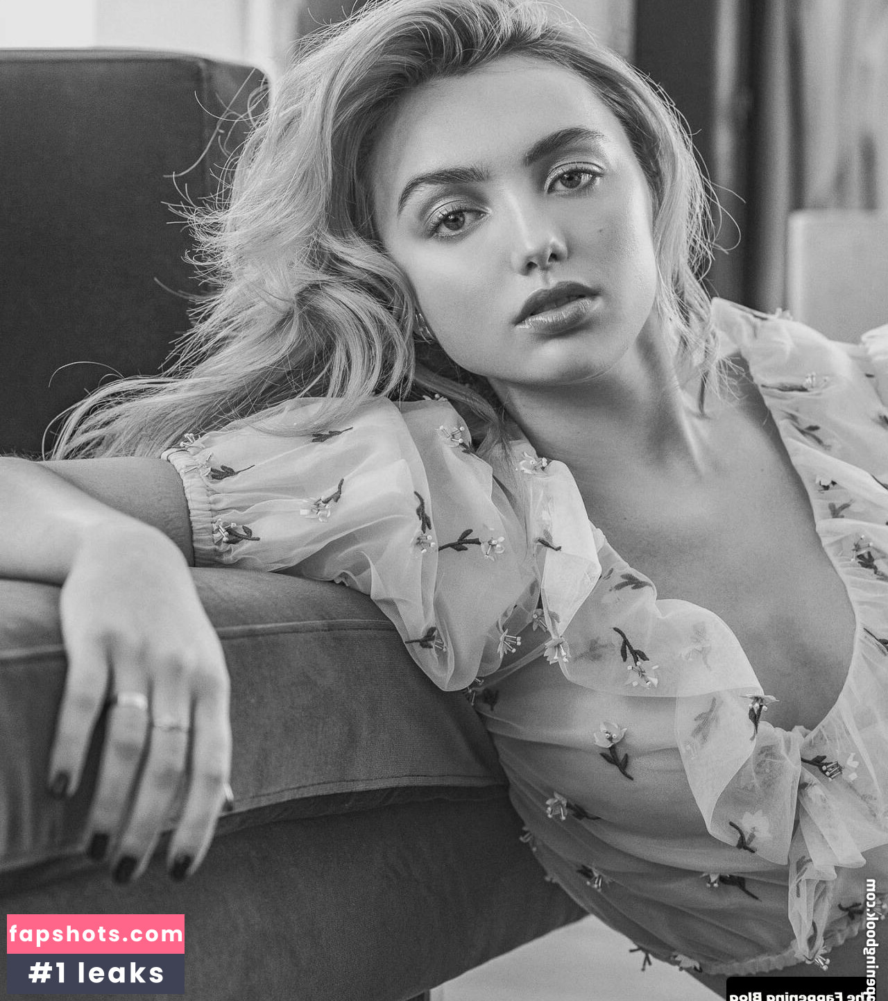 Peyton Roi List gallery photo #39