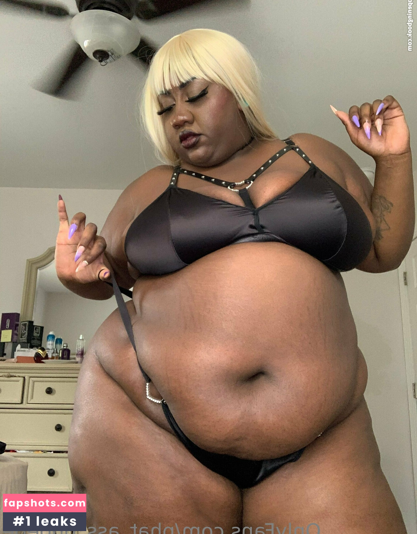 phat_ass_phoebe gallery photo #15