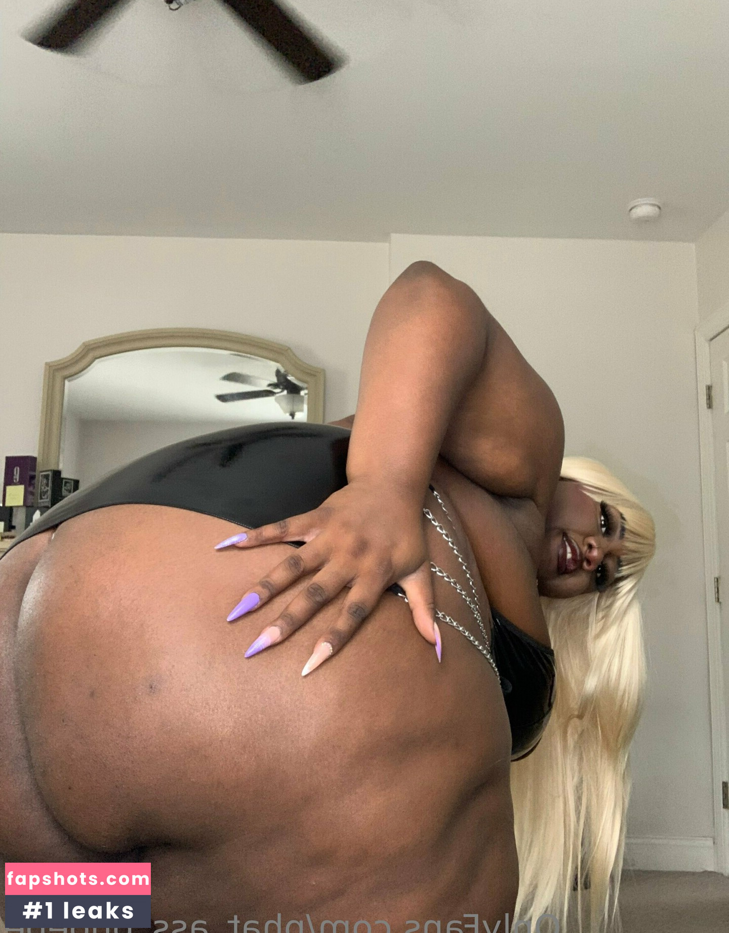 phat_ass_phoebe gallery photo #10