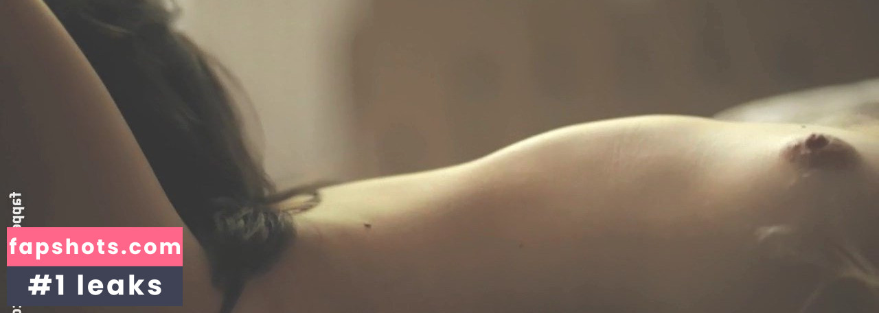 Pheline Roggan gallery photo #12