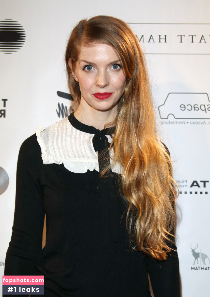 Pheline Roggan gallery photo #20