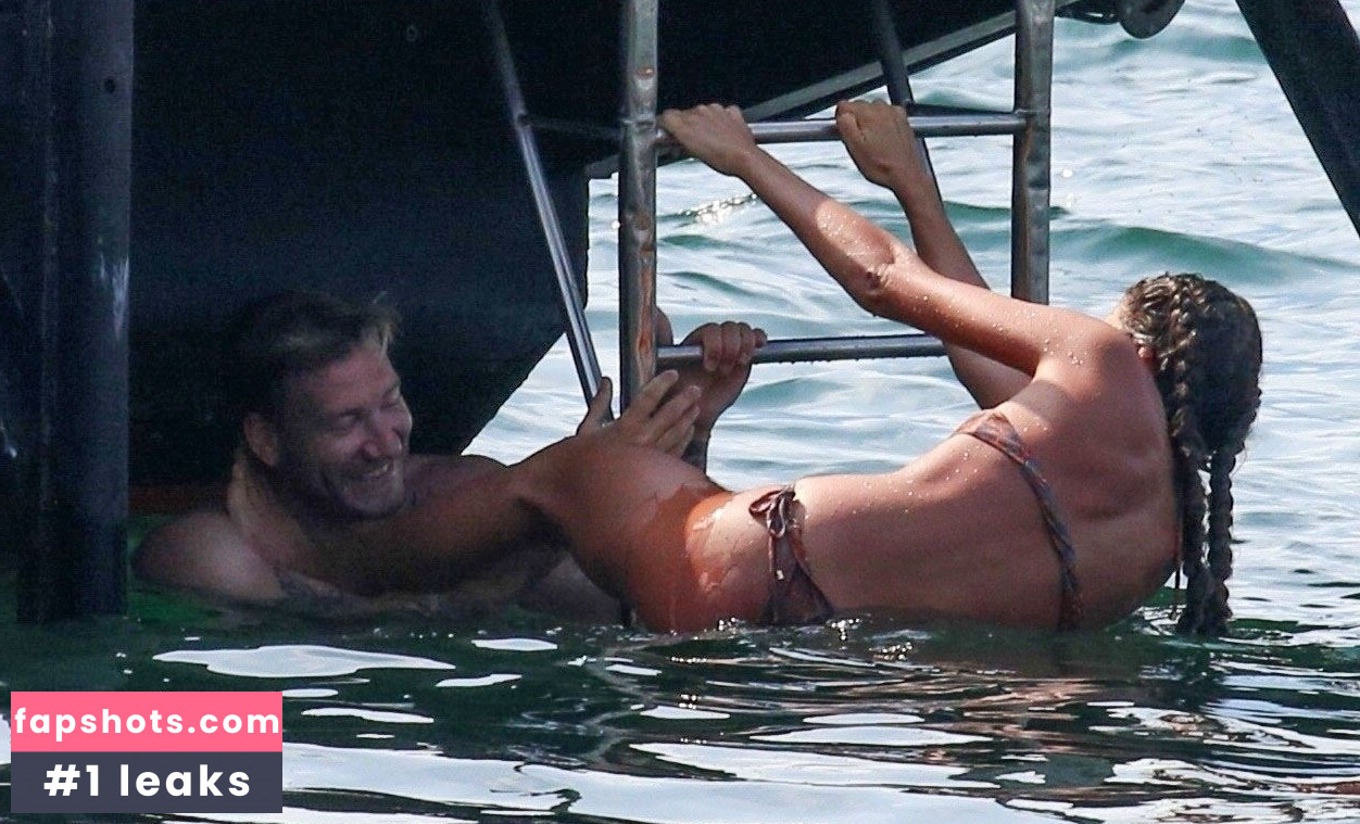 Philine Roepstorff gallery photo #13