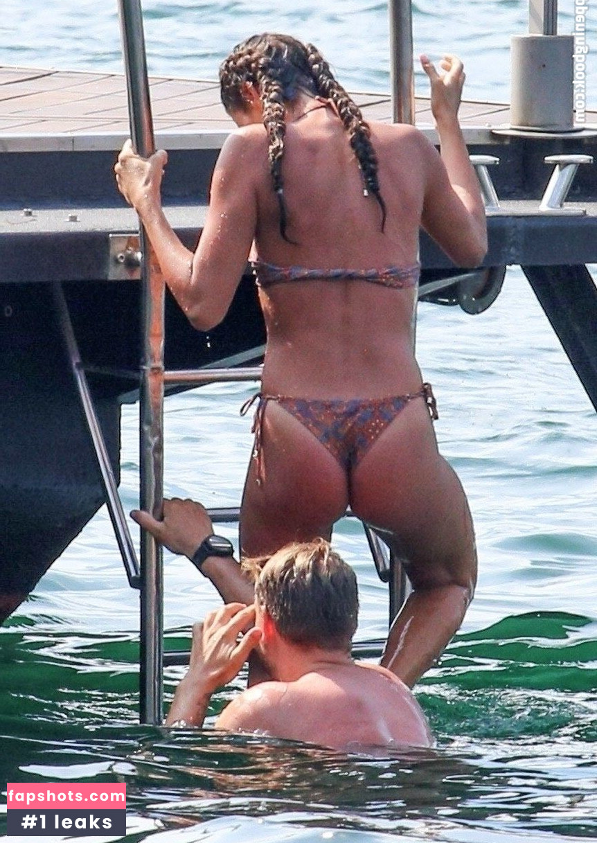 Philine Roepstorff gallery photo #20