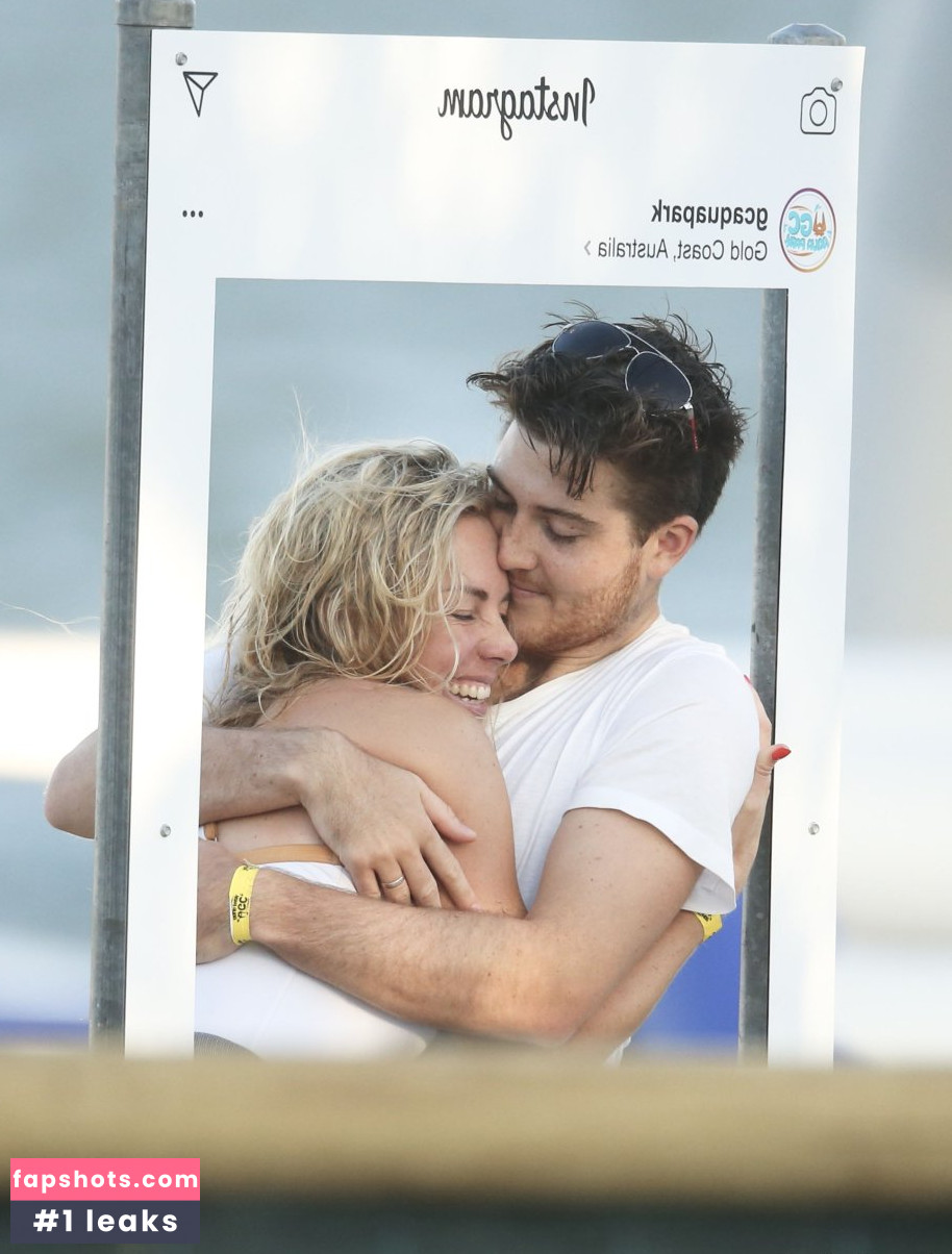 Philippa Bennett gallery photo #3