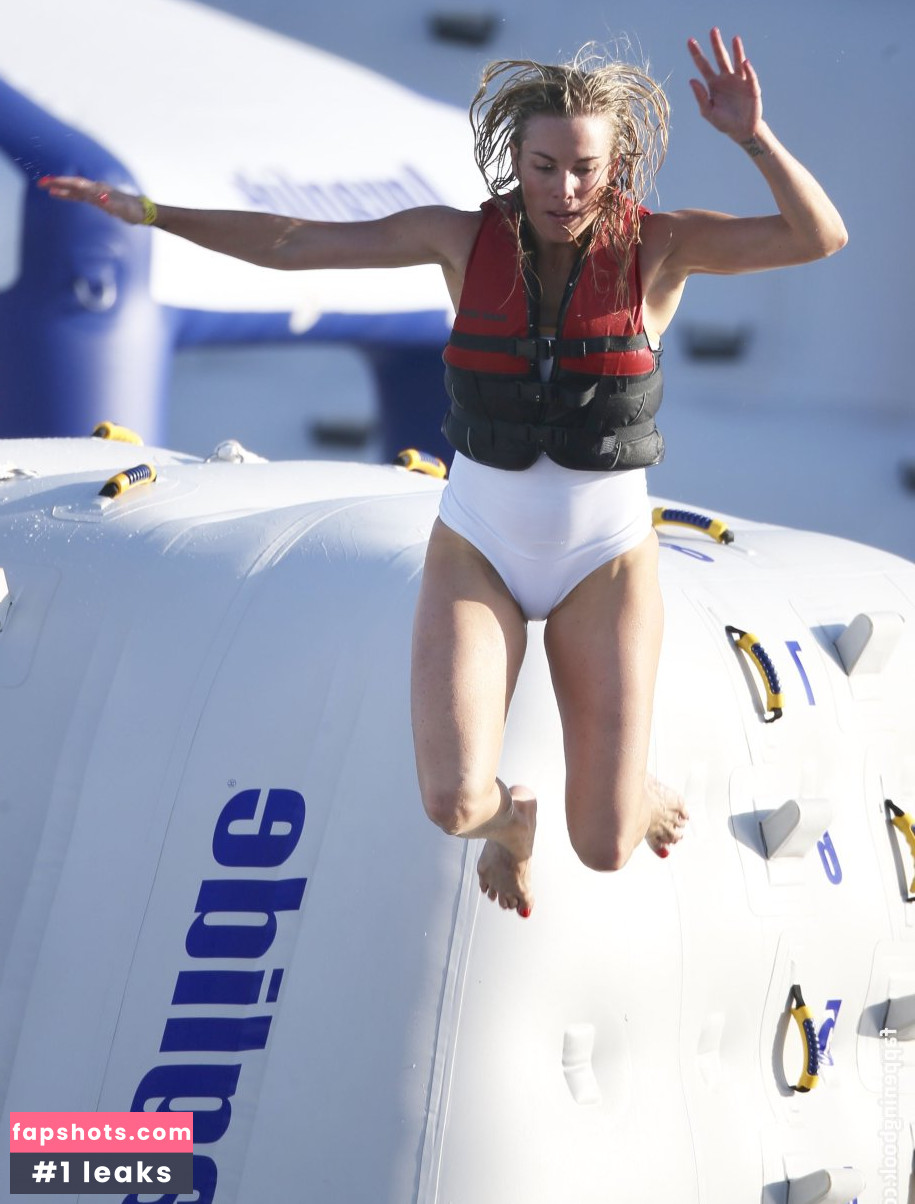 Philippa Bennett gallery photo #26