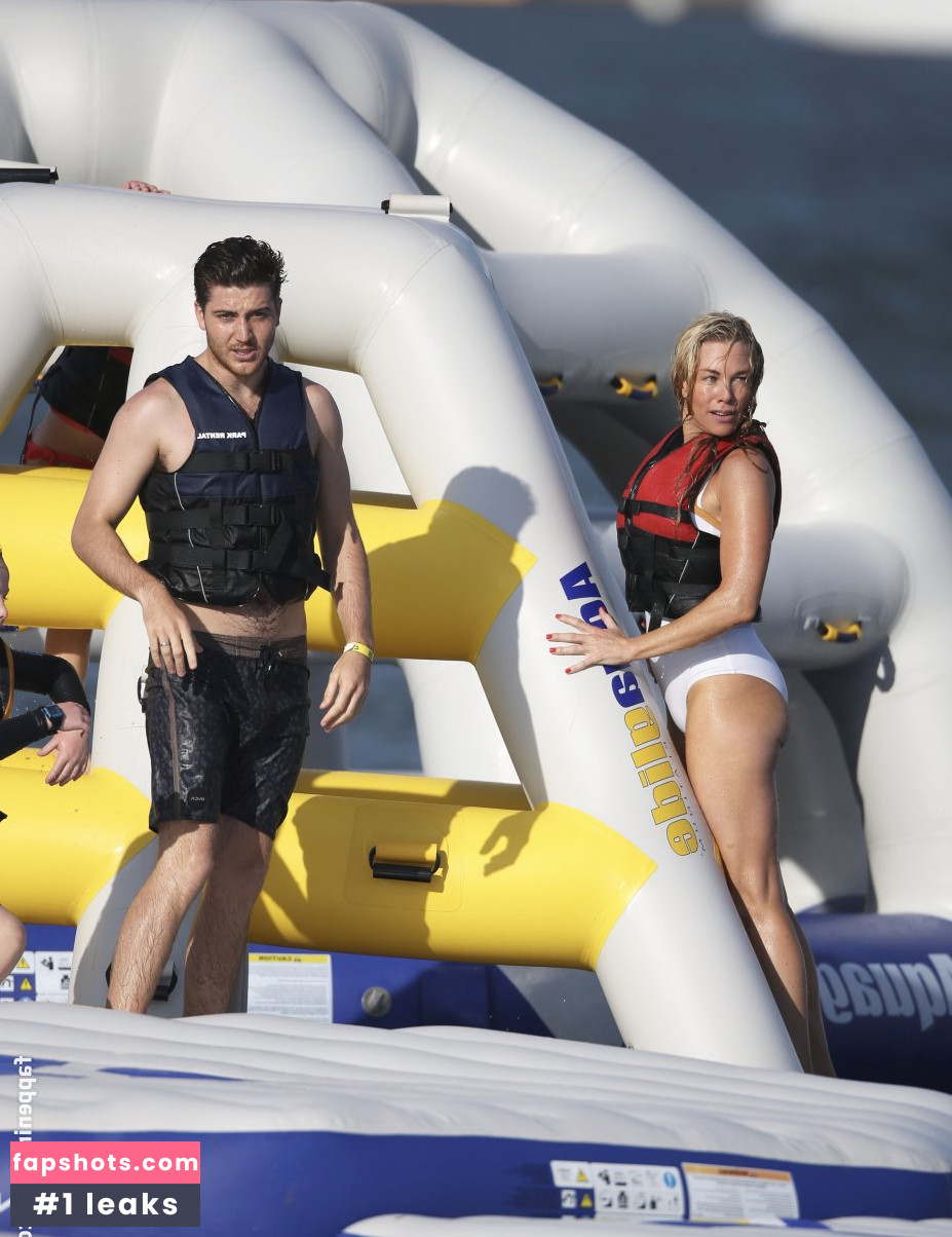 Philippa Bennett gallery photo #48