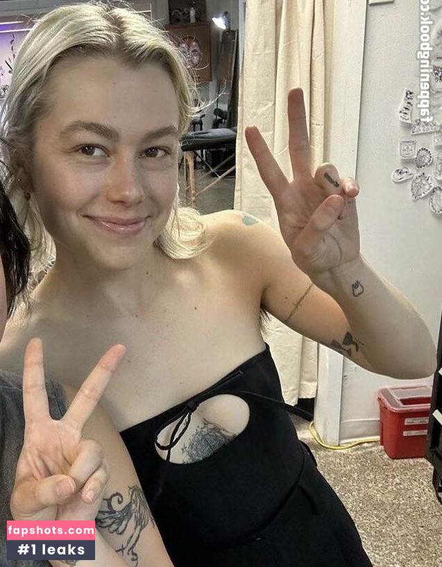 Phoebe Bridgers gallery photo #12