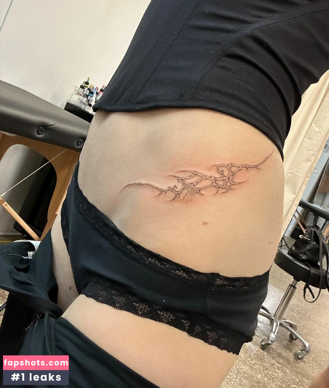 Phoebe Bridgers gallery photo #14