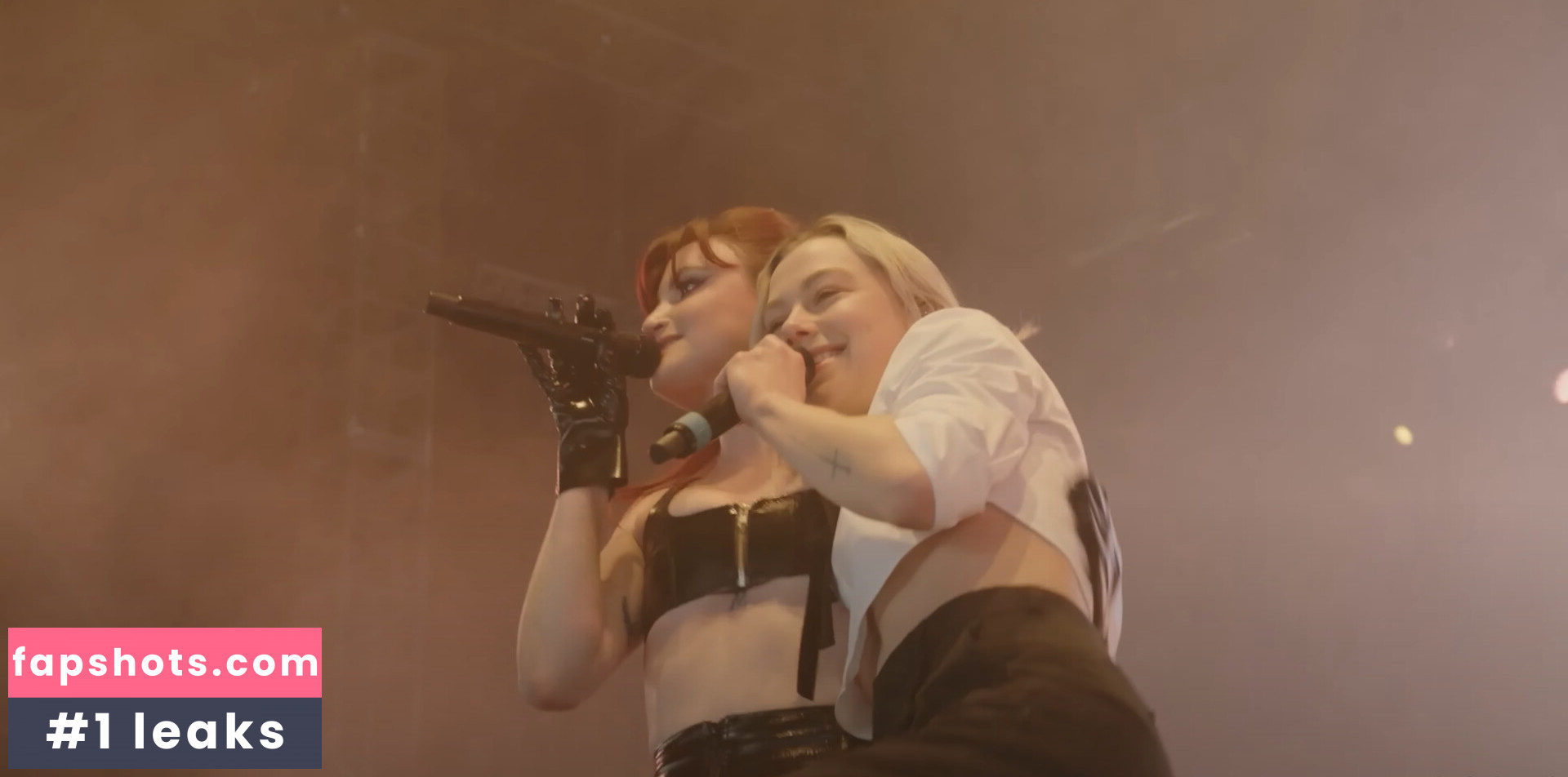 Phoebe Bridgers gallery photo #23