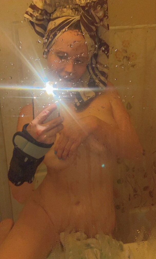 phoebe-price-1 gallery photo #1042