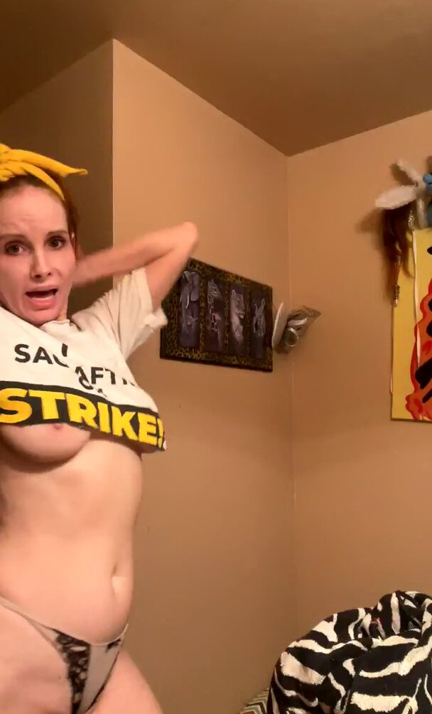 phoebe-price-1 gallery photo #1090