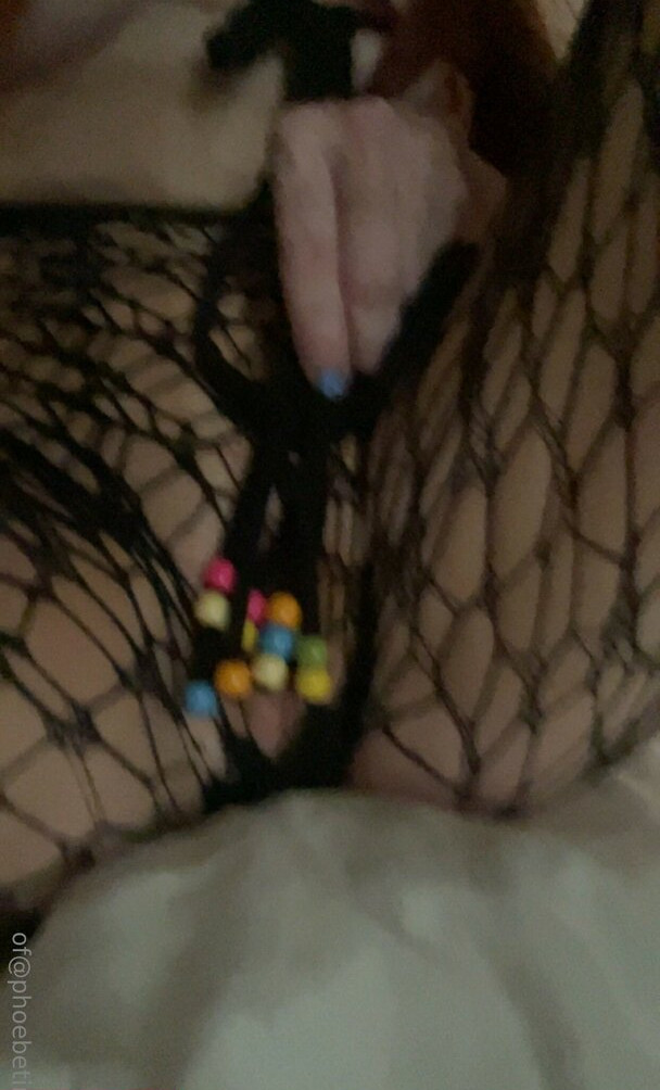 phoebe-price-1 Nahé úniky fotek pouze od fanoušků #1428 - Fapshots