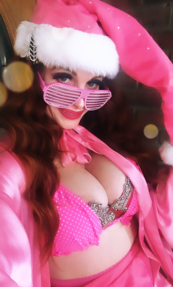 phoebe-price-1 Nahé úniky fotek pouze od fanoušků #1564 - Fapshots