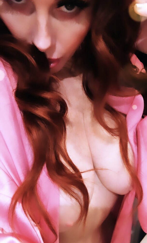 phoebe-price-1 Nahé úniky fotek pouze od fanoušků #1567 - Fapshots