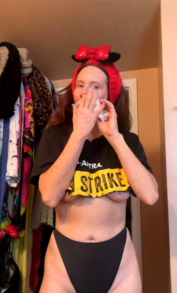 phoebe-price-1 gallery photo #942