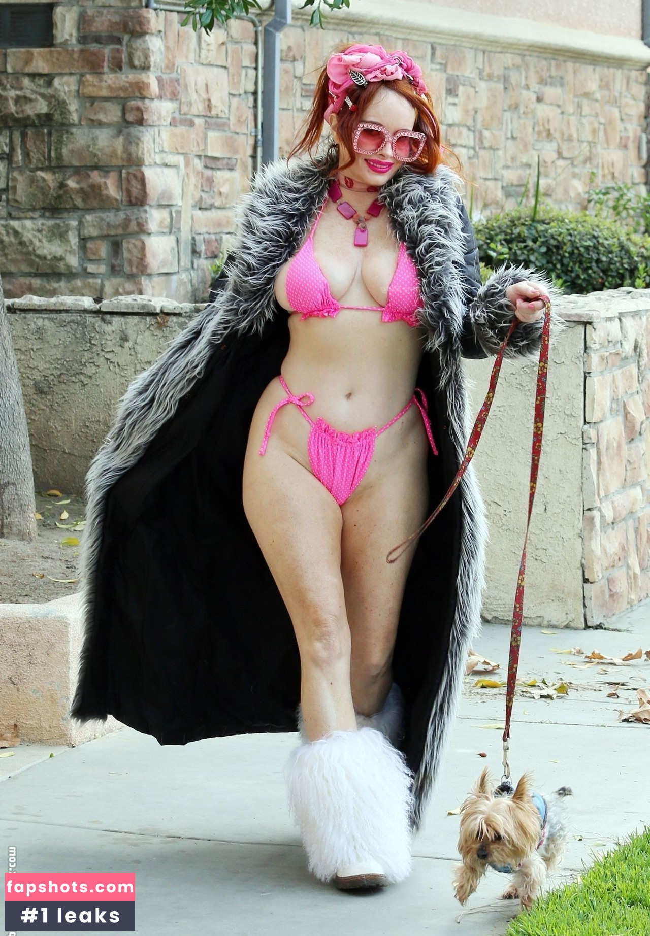 Phoebe Price gallery photo #1059