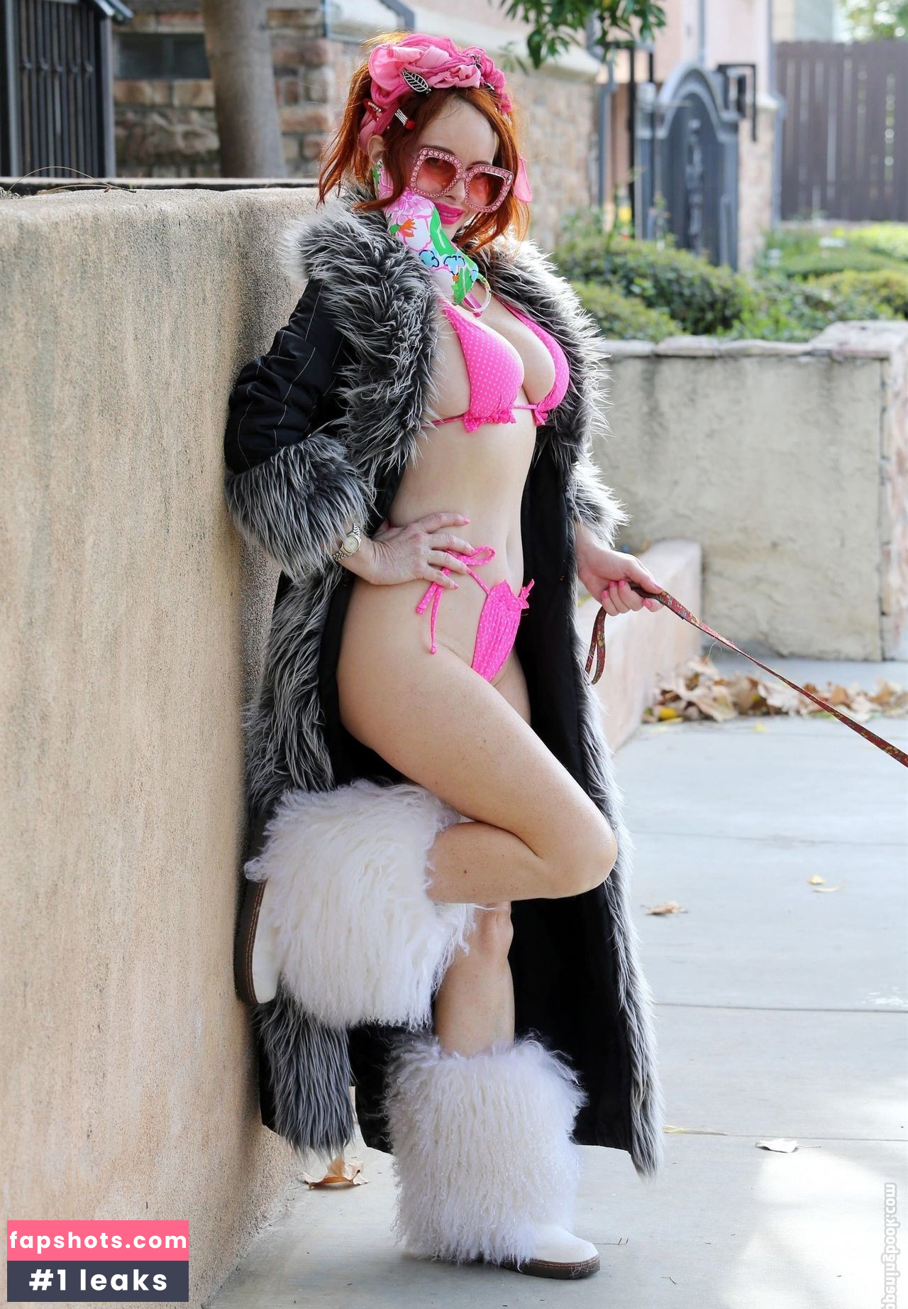 Phoebe Price gallery photo #1068