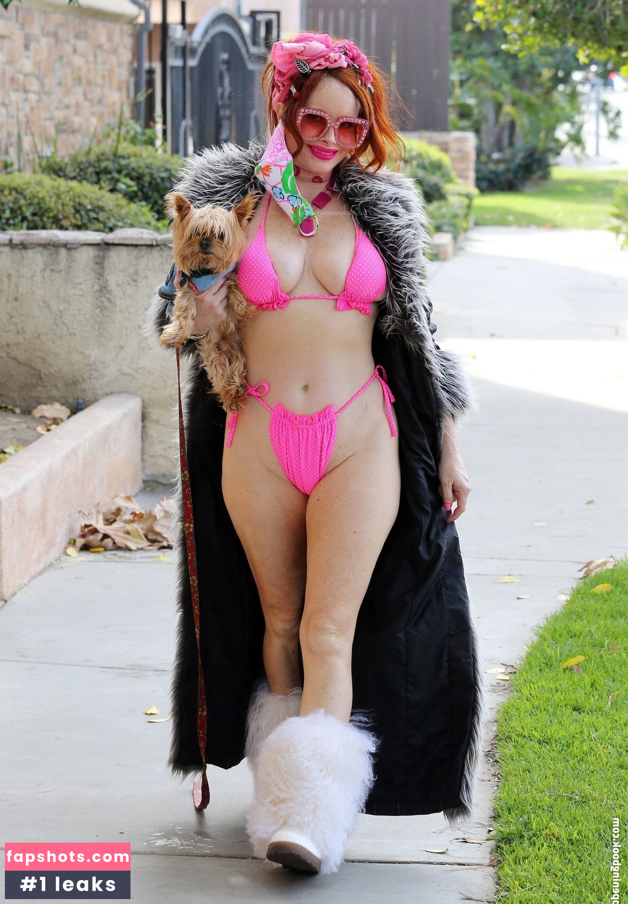 Phoebe Price gallery photo #1070