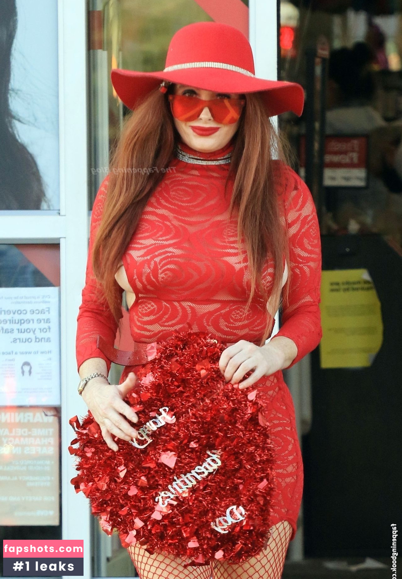 Phoebe Price gallery photo #1123