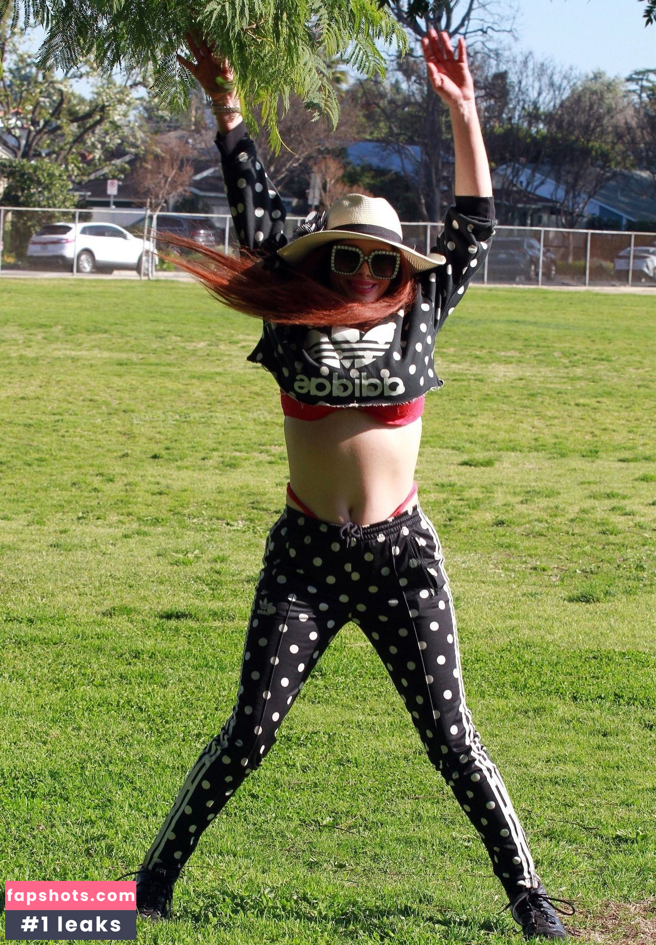 Phoebe Price gallery photo #1138