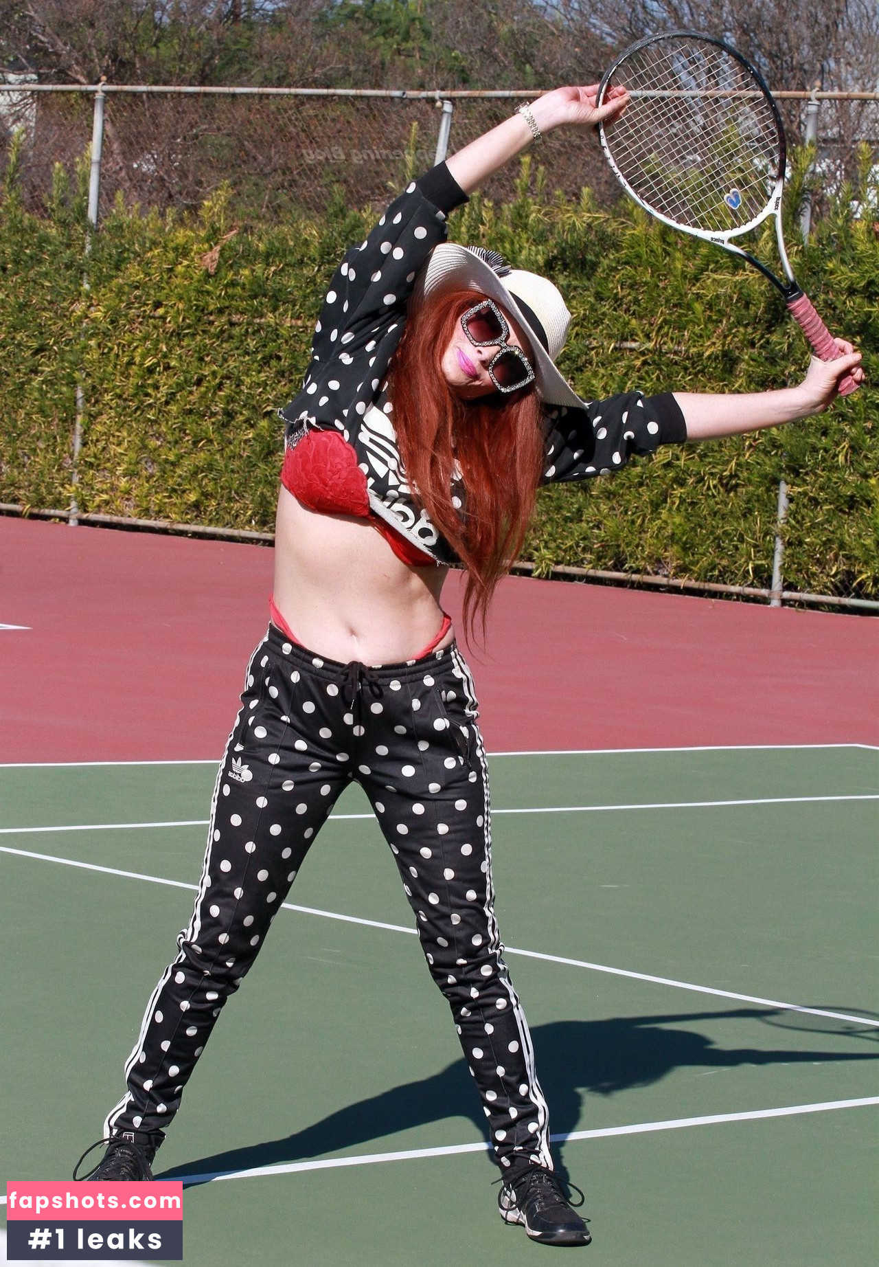 Phoebe Price gallery photo #1144