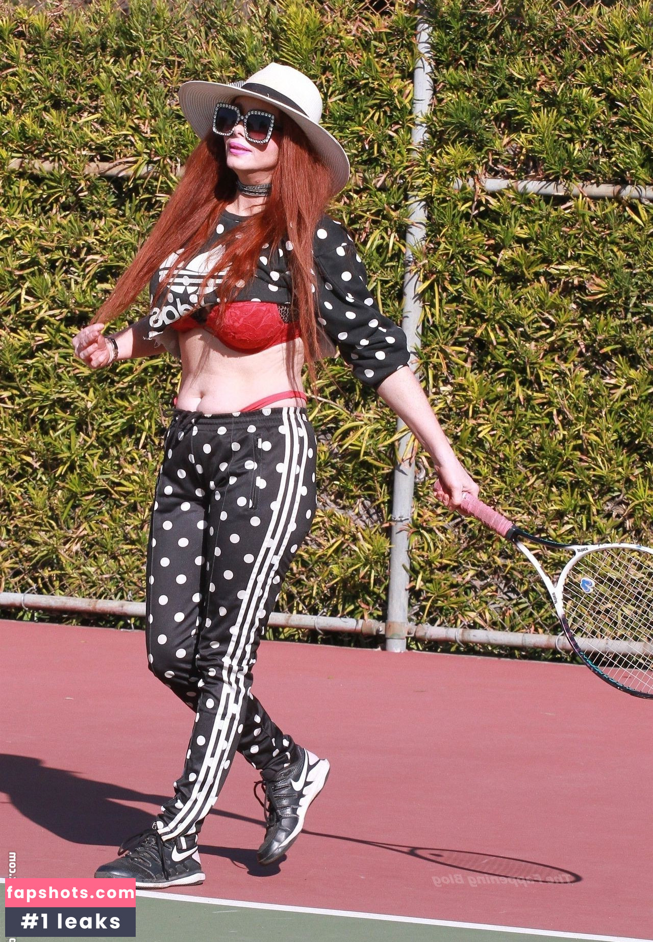 Phoebe Price gallery photo #1152