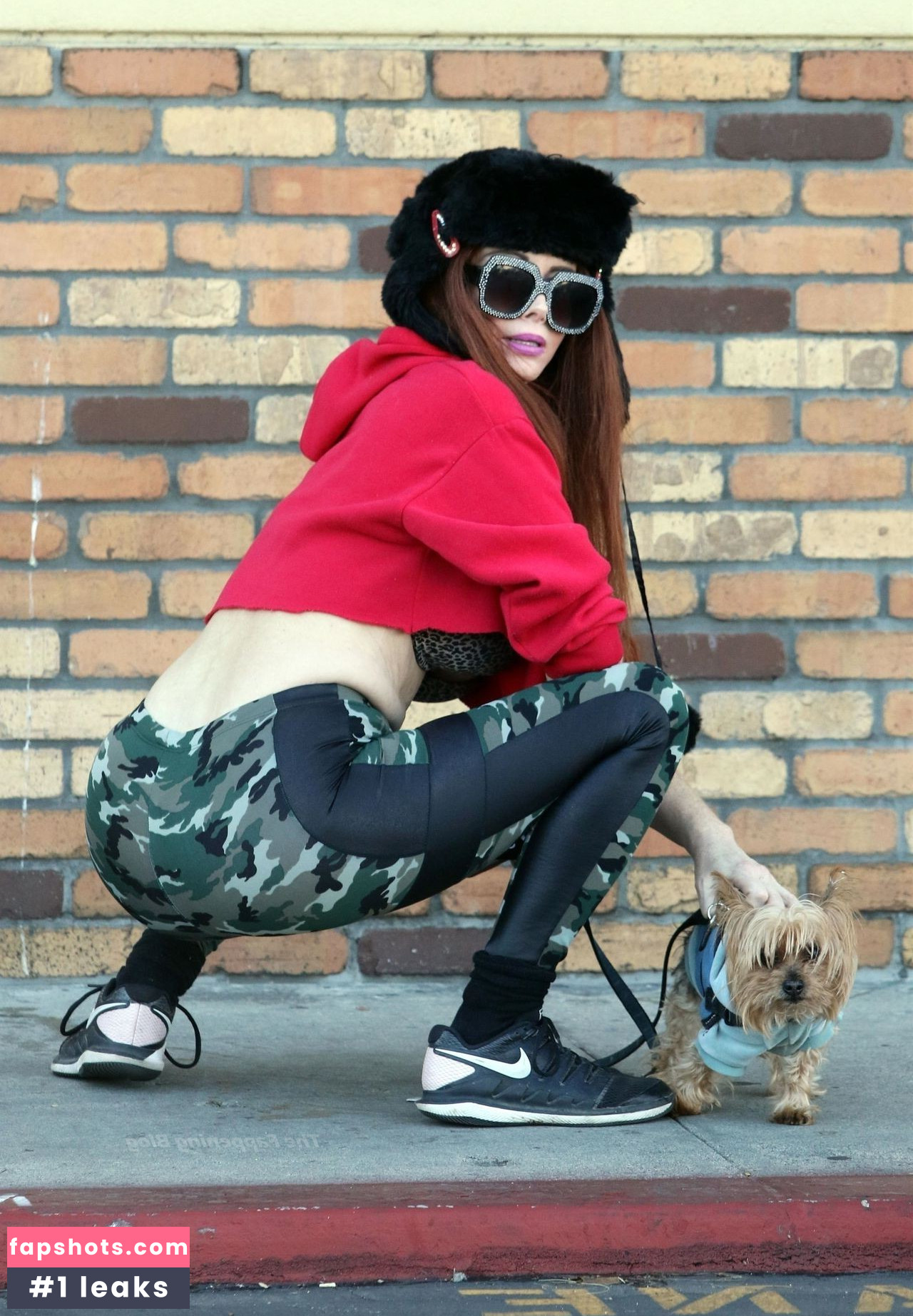 Phoebe Price gallery photo #1176